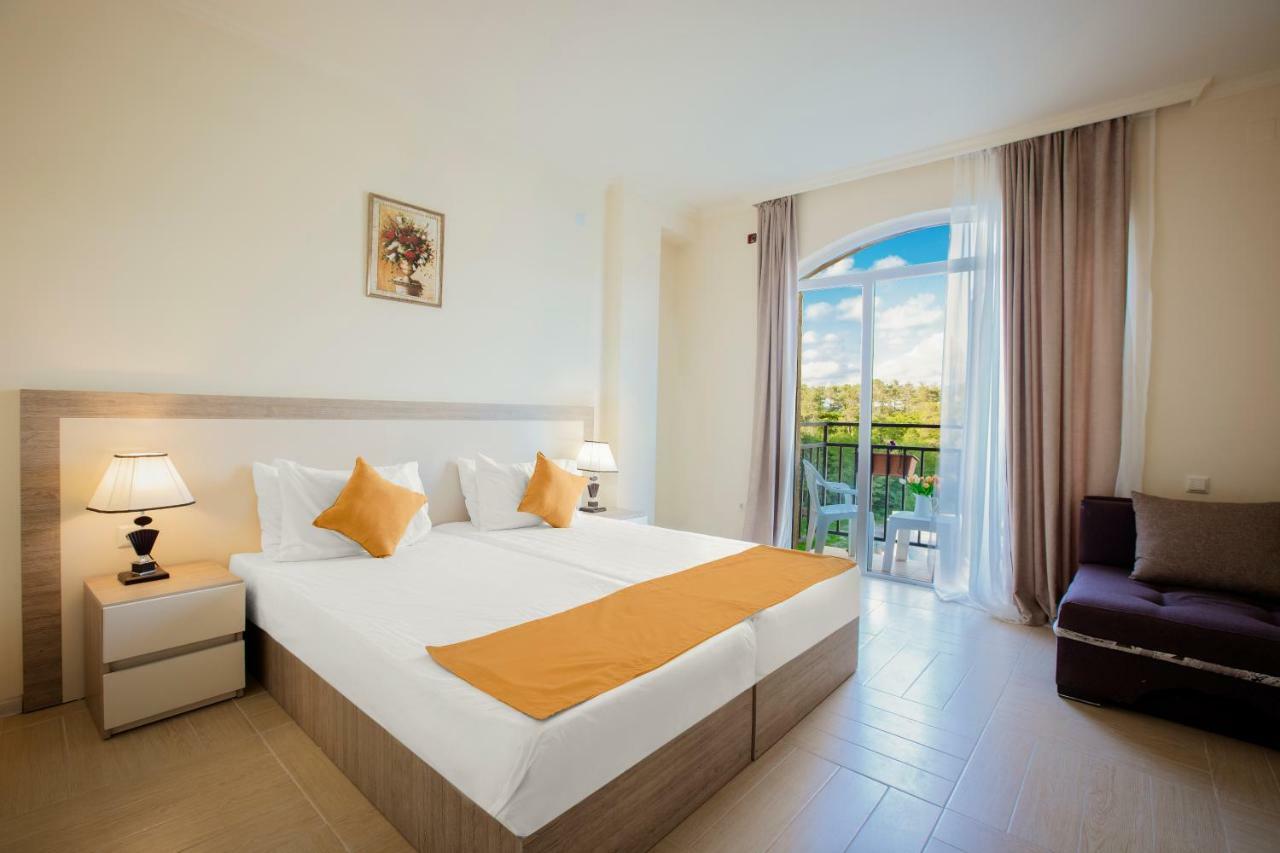 Iveria Elli Hotel Sjekhvetili Eksteriør bilde