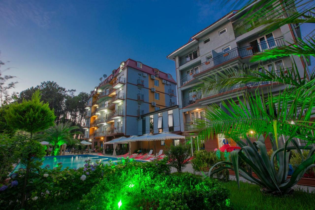 Iveria Elli Hotel Sjekhvetili Eksteriør bilde